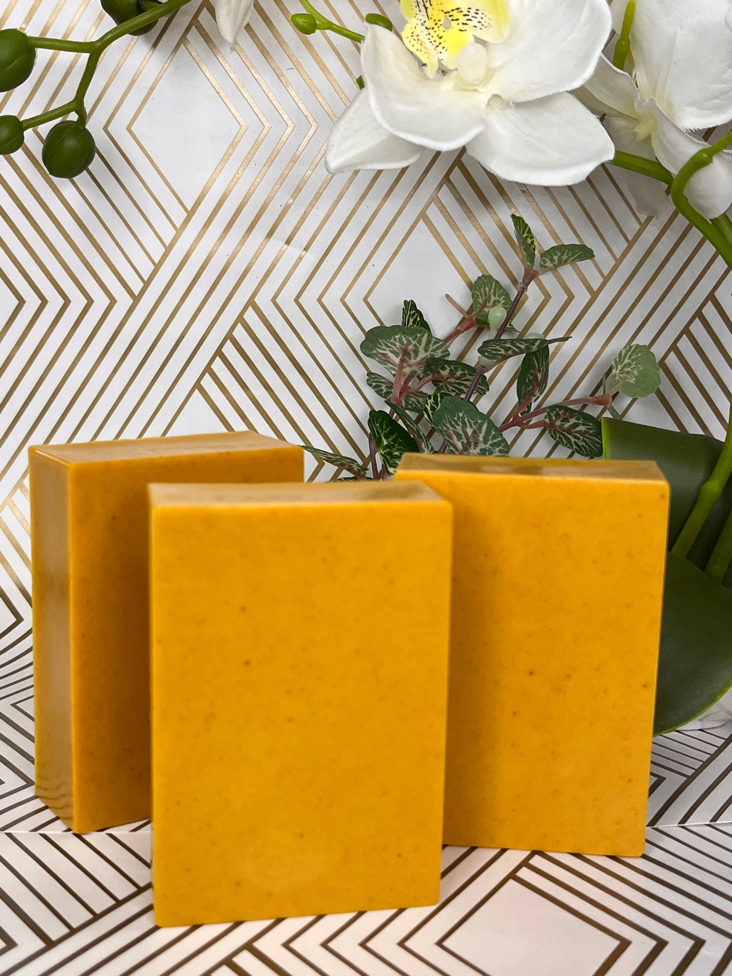 Goat Milk, Turmeric & Lemon Soap